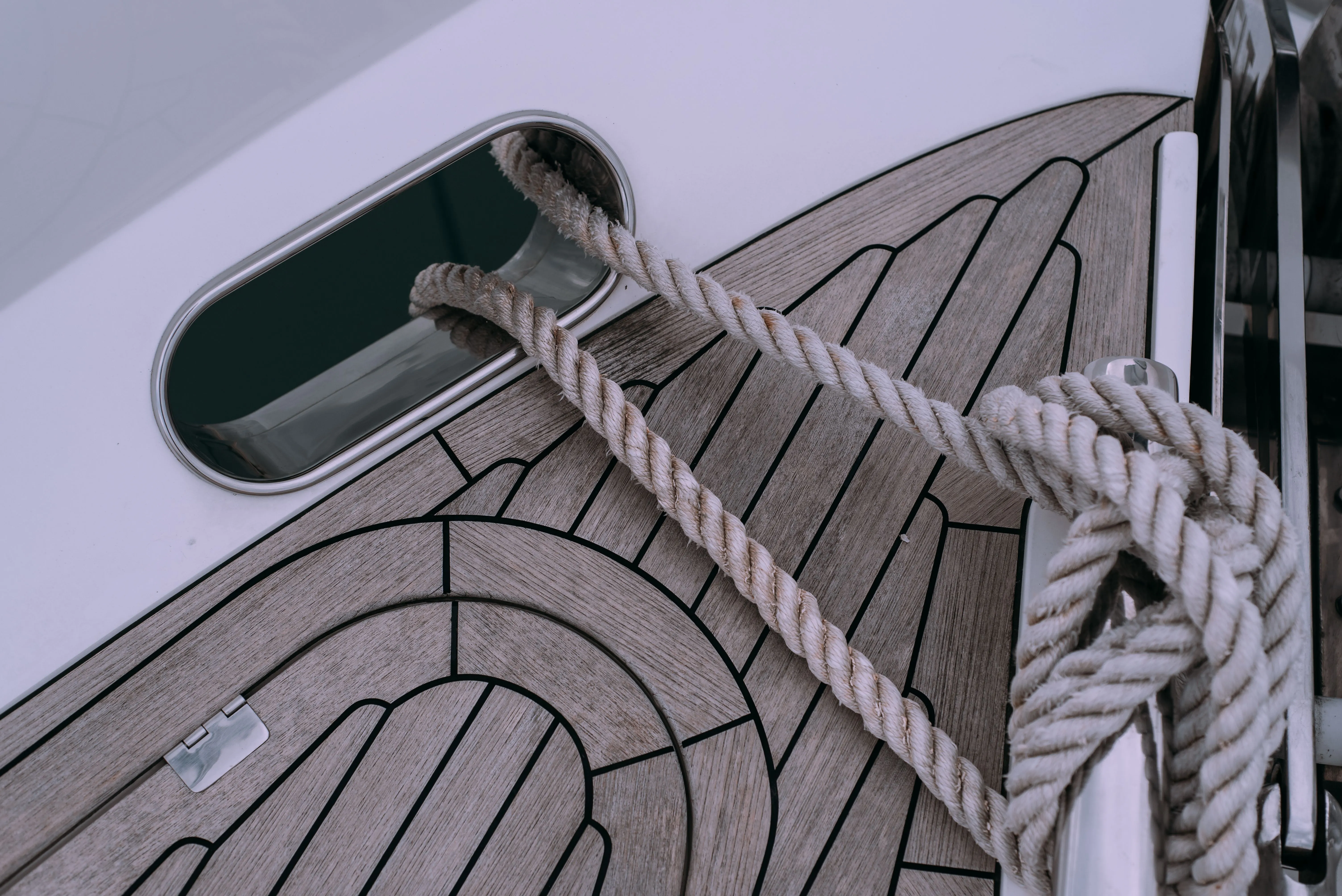 Executive Sport Yacht